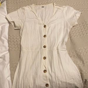 Cream colored midi dress w tortoise buttons